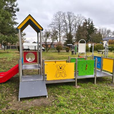 Zakup i montaż sensorycznego zestawu edukacyjnego z elementami sprawnościowymi w miejscowości Paszenki
